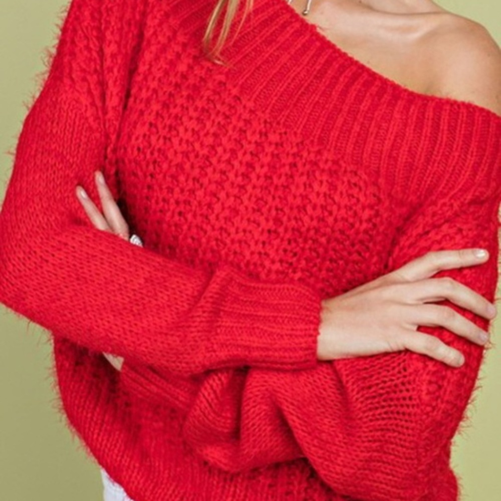 EVELYN Fuzzy Off Shoulder Sweater -RED - Picture 4 of 4